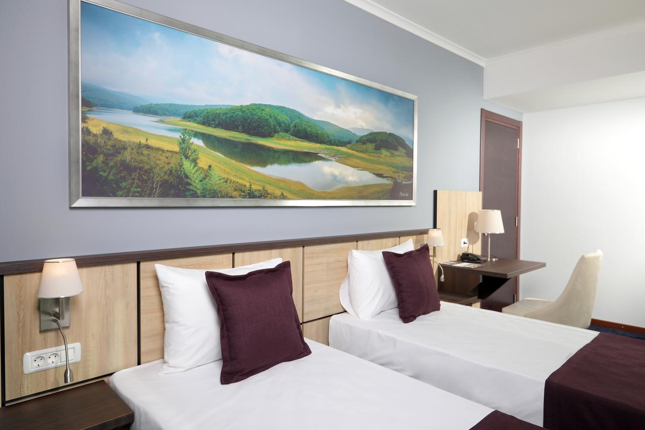 Mercure Tetovo Buitenkant foto