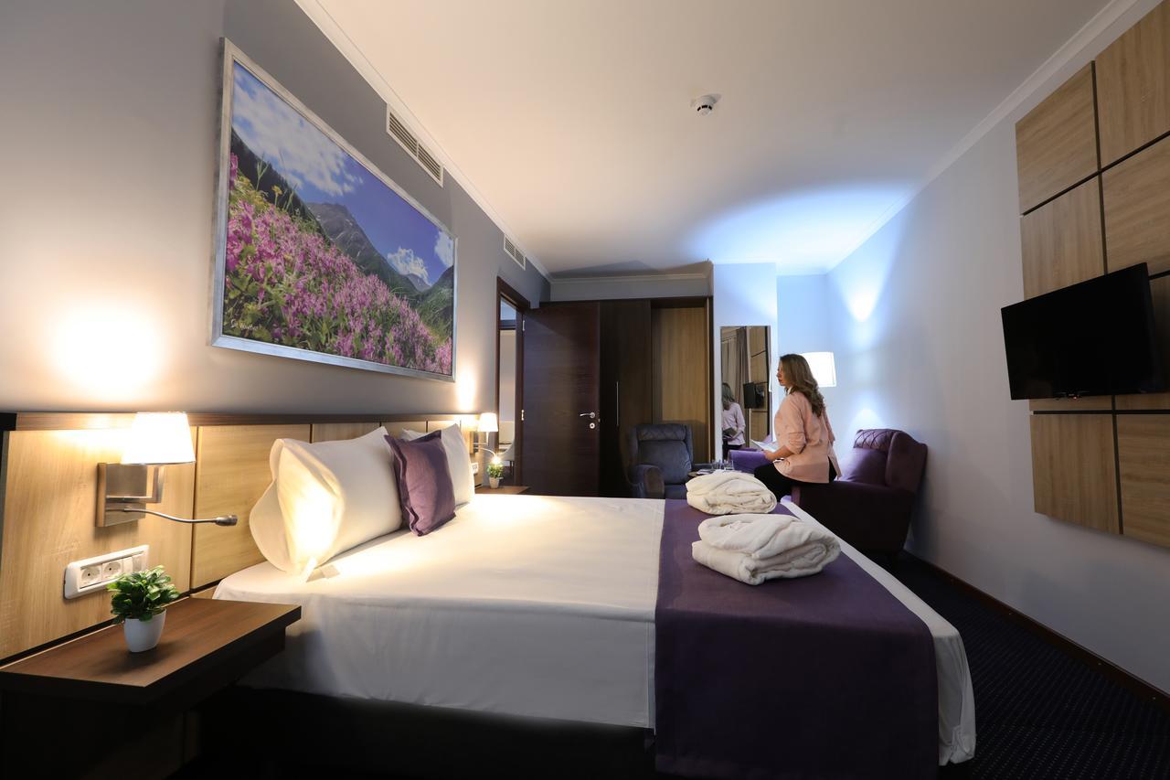 Mercure Tetovo Buitenkant foto