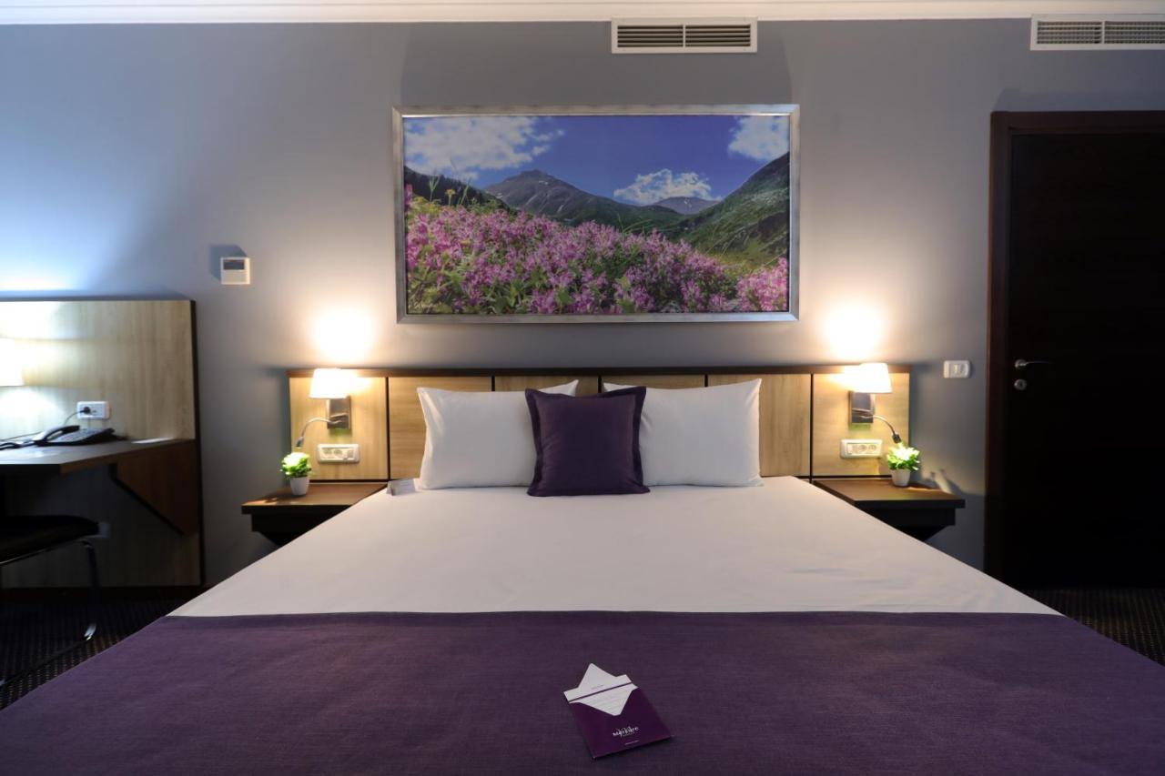 Mercure Tetovo Buitenkant foto